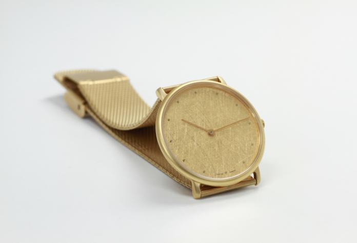 EMKA horloge Milanese band goudkleurig PVD iceskating wijzerplaat