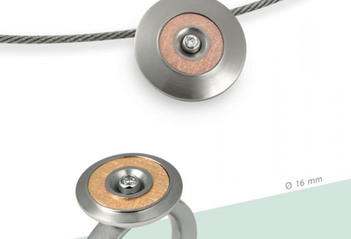 Ring edelstaal met goud en diamant en hanger edelstaal goud diamant Pur Classics