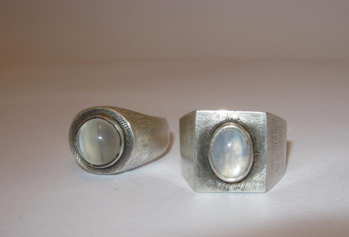 Ringen met haren onder de steen zilver maansteen